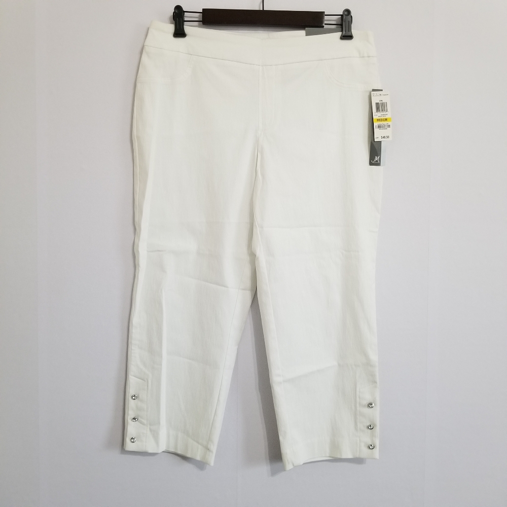 JM Collection White Cropped Pants Size Medium